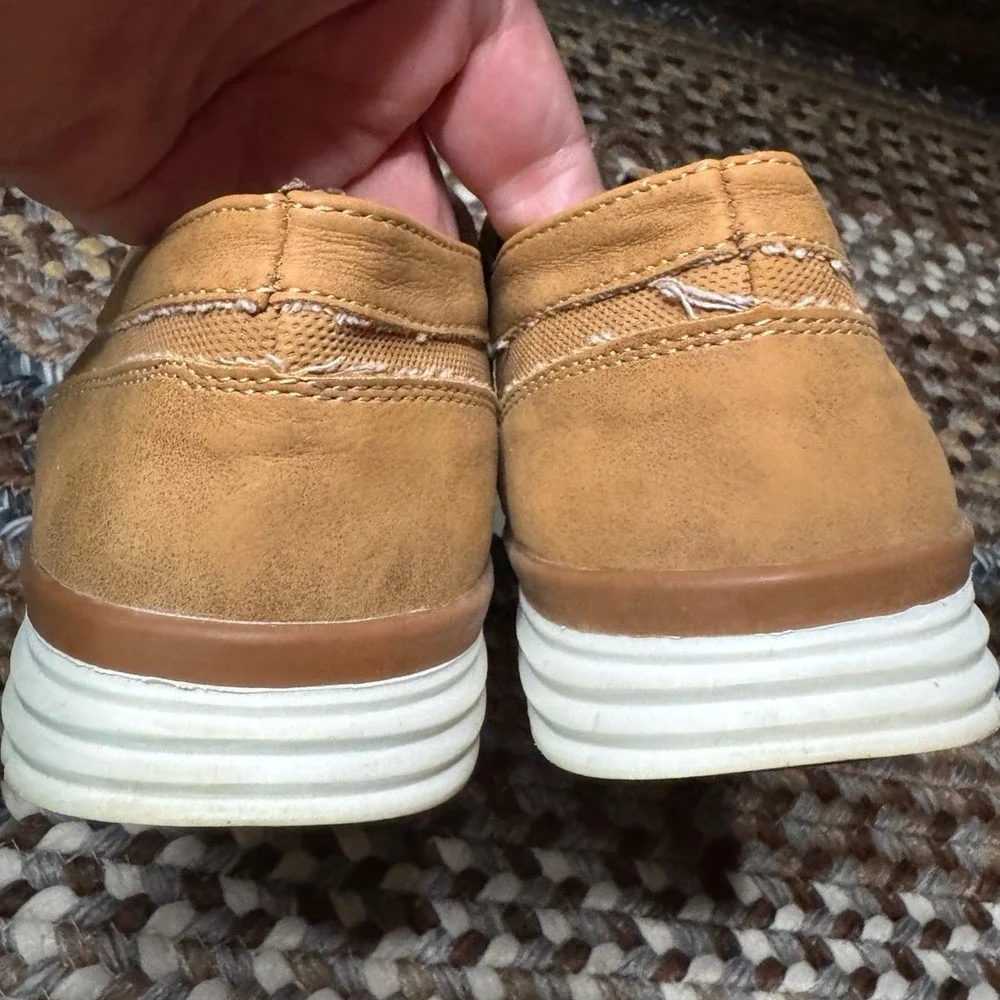 Steve Madden BTAG Cognac Casual Oxford Shoes Size 6‎